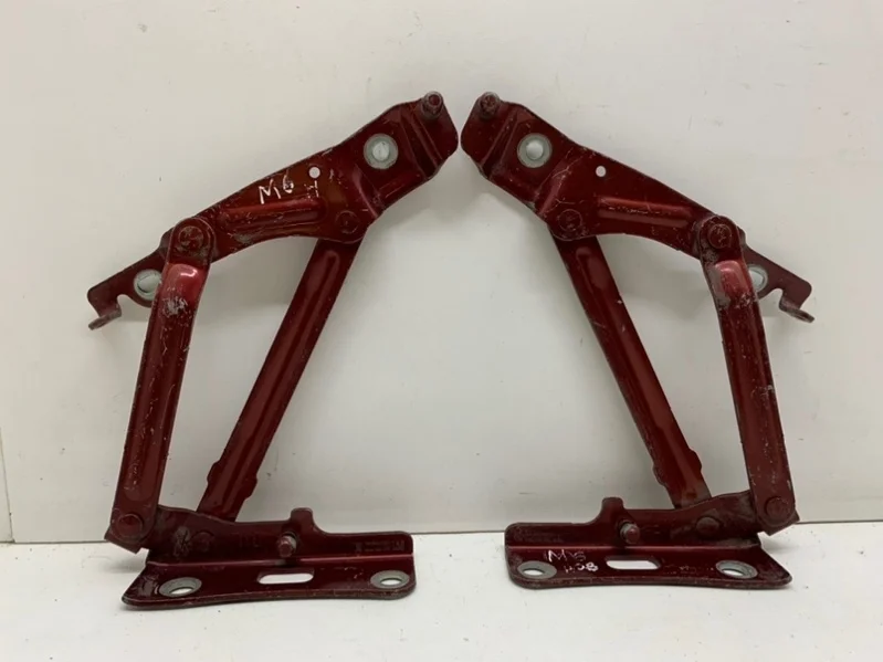 Петля крышки багажника Mazda 6 2007-2013 GS1D52720B GH 2 Л, задняя