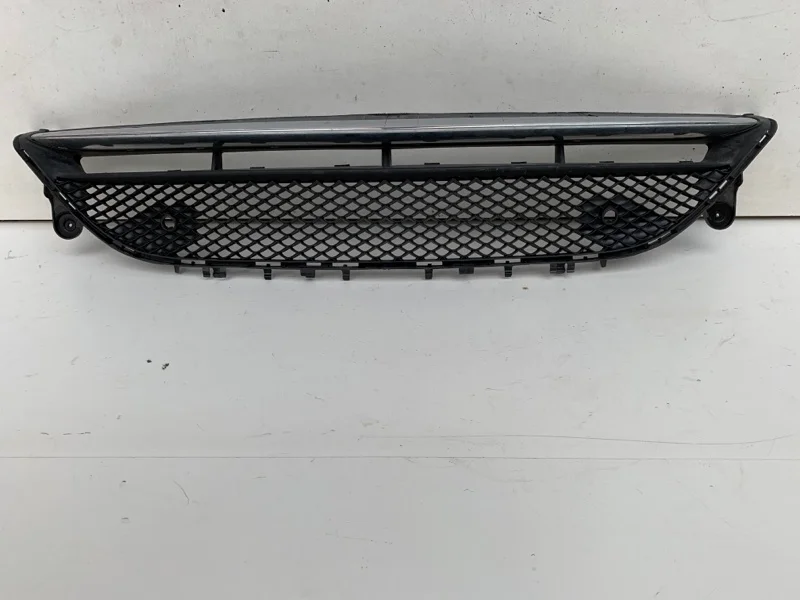 Решётка радиатора Mercedes-Benz E-Klasse 2016-2020 A2138856900 W213, передняя
