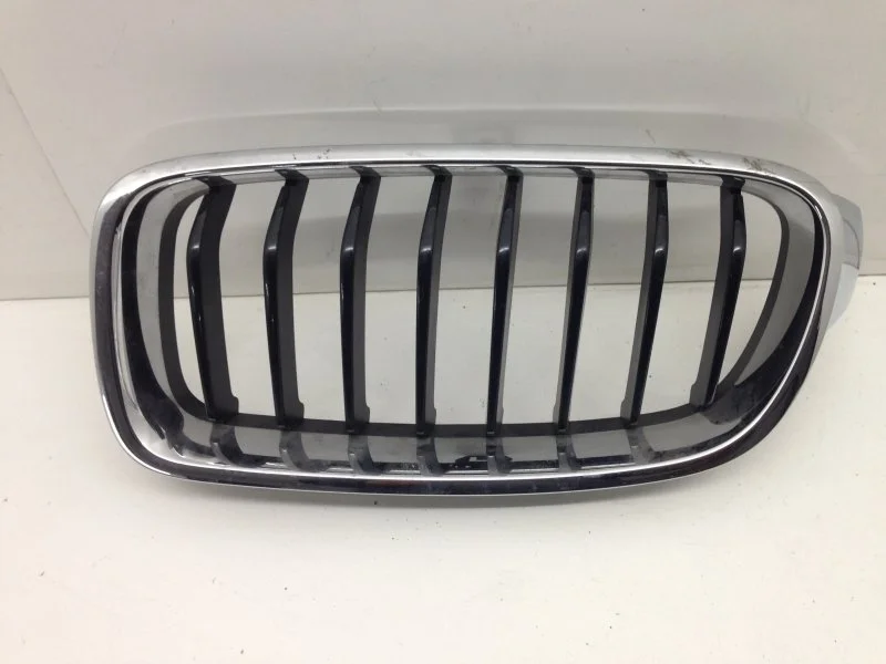 Решётка радиатора Bmw 3 Series 2011-2016 51137255411 F30/F31, передняя
