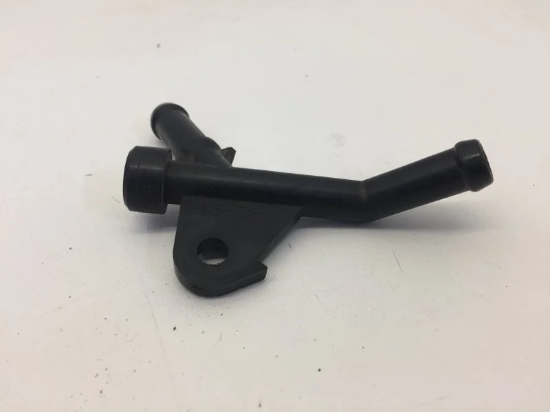 Тройник впускного коллектора Mazda 3 2003-2009 0998000220 BK 1