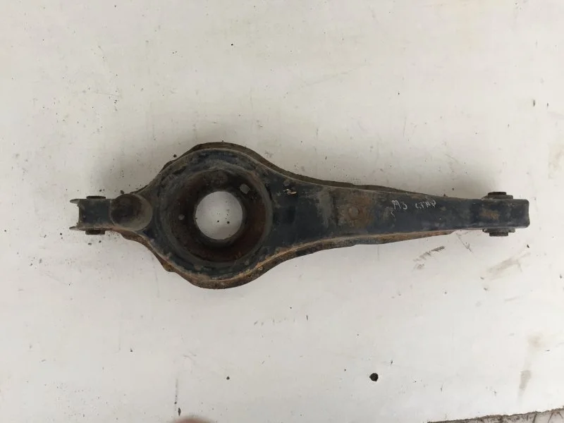 Рычаг подвески Mazda 3 2003-2009 BP4K28300E BK, задний