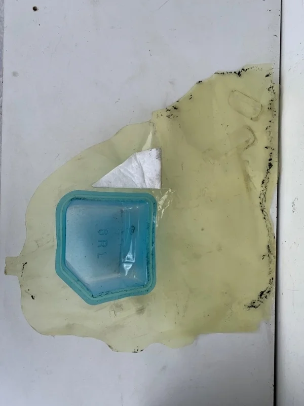 Крышка сервисного отверстия двери Lexus Nx 2014-2020 6700478020 1, задняя левая