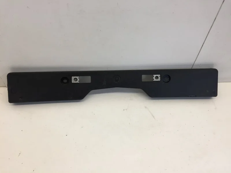 Накладка под номерной знак Toyota Rav4 2015-2019 5211442120 CA40, передняя