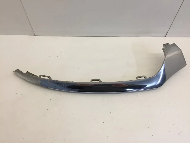 Накладка бампера Mercedes-Benz C-Klasse 2014-2020 A2058851474 W205, передняя правая