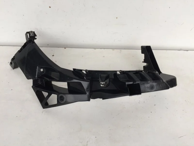 Кронштейн фары Mercedes-Benz M-Klasse 2011-2015 A1666200291 W166, передний правый