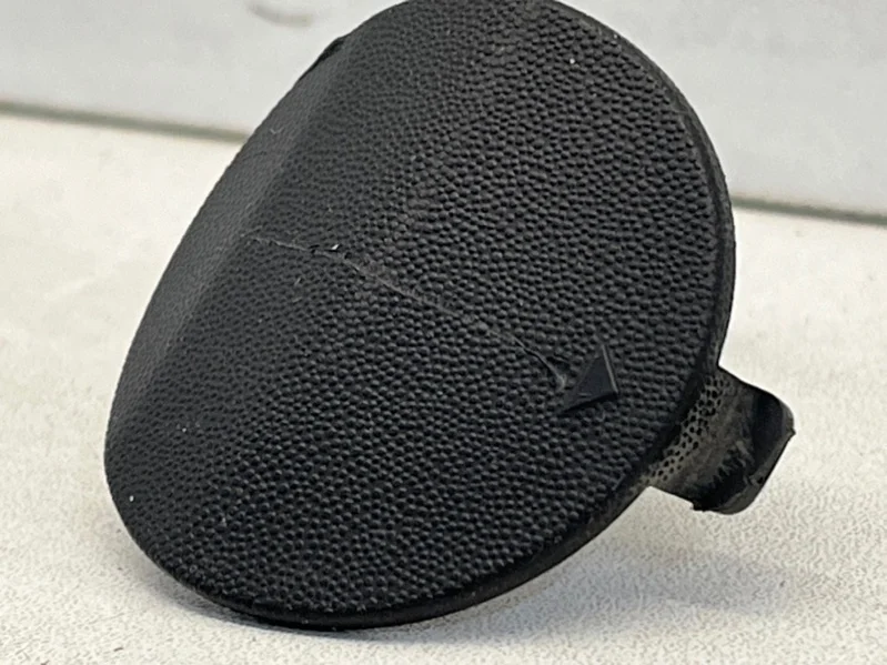 Заглушка буксировочного крюка бампера Hyundai Tucson 2015-2018 86667D7500 3, задняя