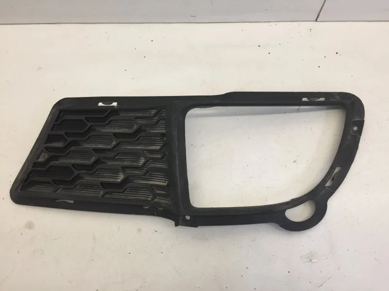 Накладка противотуманной фары Kia Cerato 2008-2013 865641M610 2, передняя правая