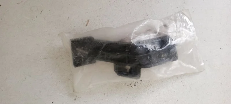 Кронштейн Kia Sportage 2010-2014 866343U000 3, задний