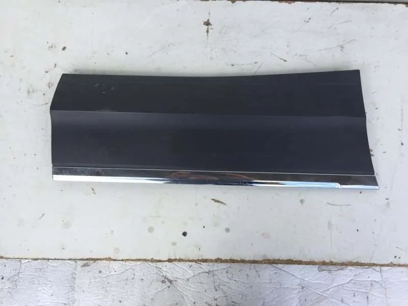 Накладка двери Volkswagen Tiguan 2016-2020 5NA854950 2, задняя правая