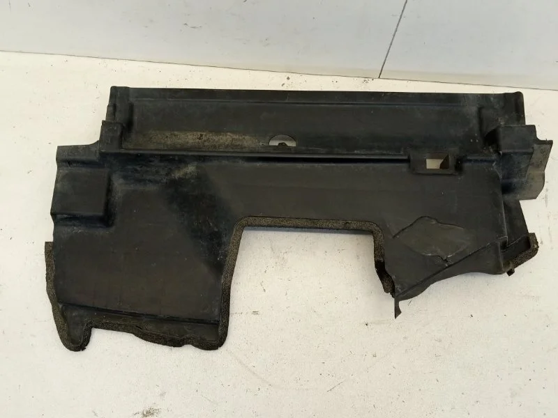 Пыльник радиатора Toyota Camry 2014-2018 5329433120 XV50, передний левый