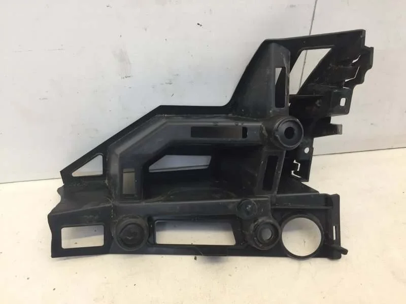 Кронштейн Peugeot 3008 2016-2020 9810591480 2, задний правый