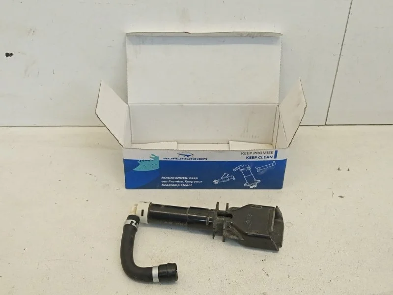 Форсунка омывателя ветрового окна Infiniti Qx70 2013-2019 286411CJ0A 2, передняя