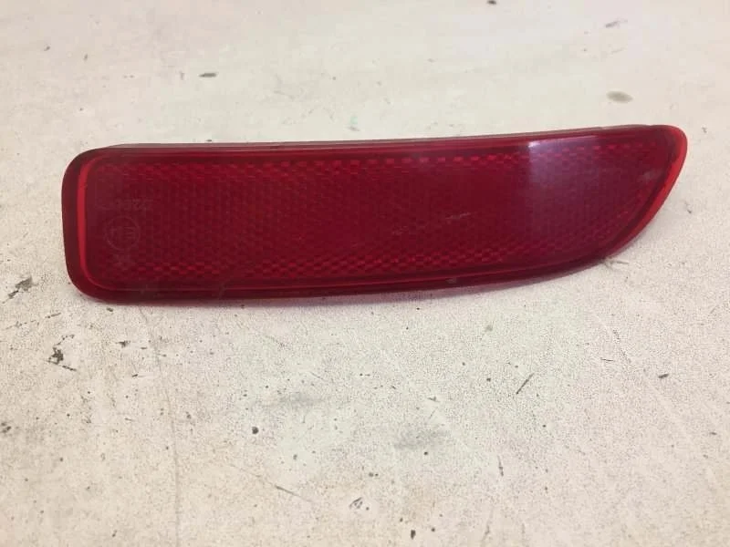 Катафот бампера Renault Logan 2009-2015 3202000635 1, задний левый