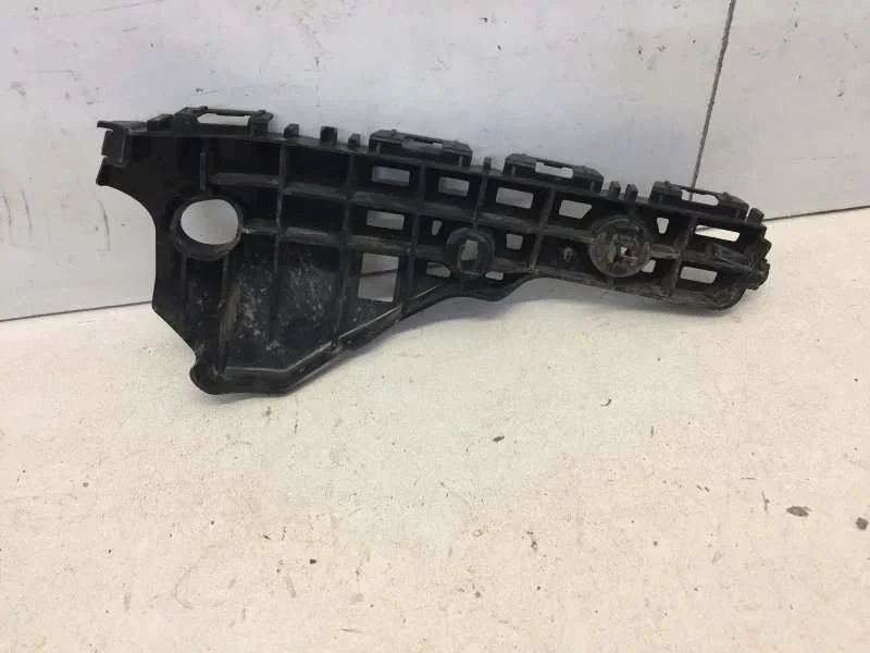 Кронштейн бампера Toyota Land Cruiser Prado 2017-2023 5211560220 150, передний левый