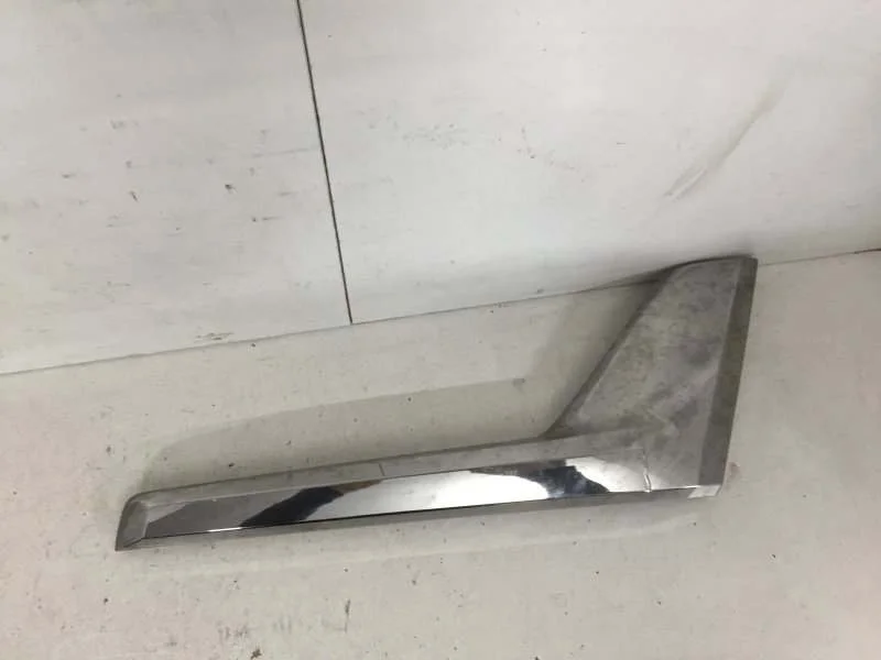 Накладка фары Toyota Land Cruiser 2015-2021 5318260040 200, передняя левая