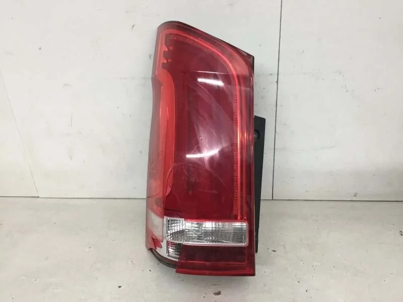 Фонарь Mercedes-Benz V-Klasse 2014-2023 A4478200564 W447, задний левый