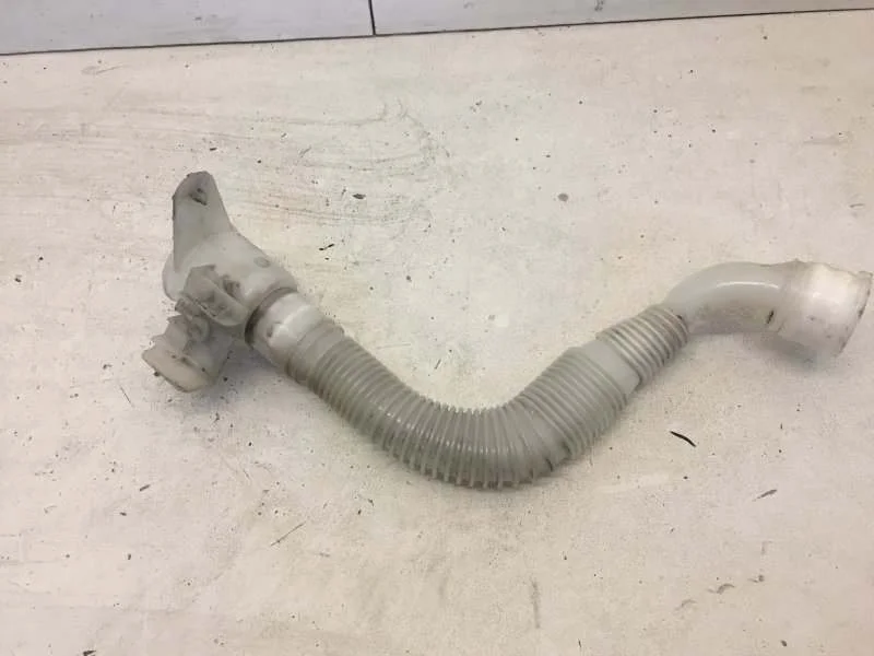 Заливная горловина Volkswagen Tiguan 2016-2023 5NA955448B 2, передняя