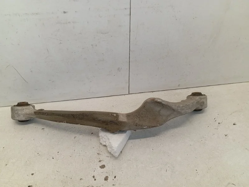 Рычаг подвески Nissan X-Trail 2007-2015 55120JD000 T31, задний правый