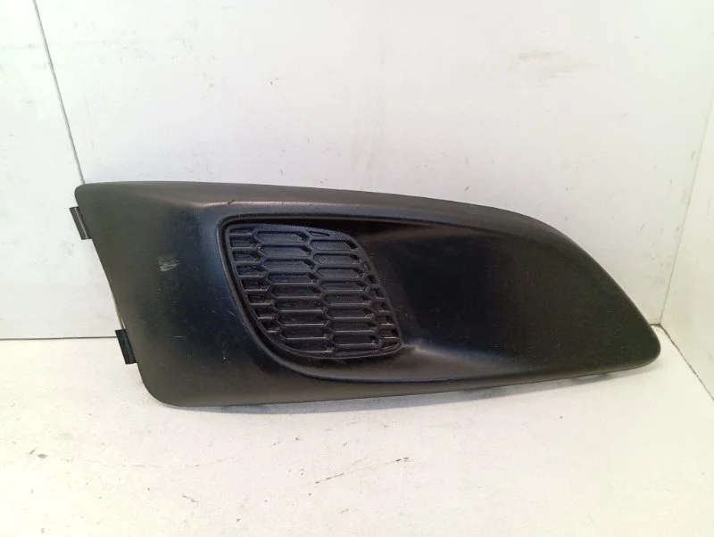 Накладка противотуманной фары Chevrolet Aveo 2011> 96694774 T300, передняя правая