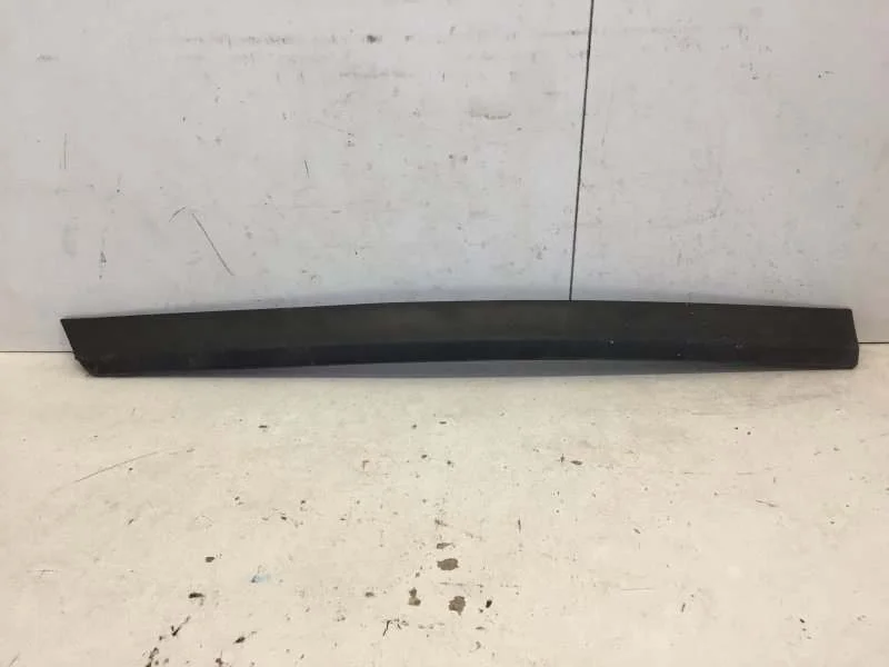 Накладка двери Volkswagen Passat 2005-2010 3C0854950 B6, задняя правая