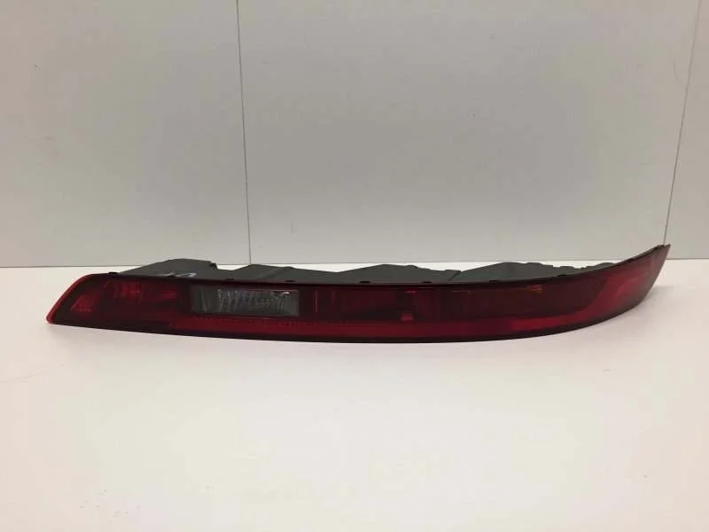 Фонарь в бампер Audi Q5 2016-2024 80A945069B 2, задний левый