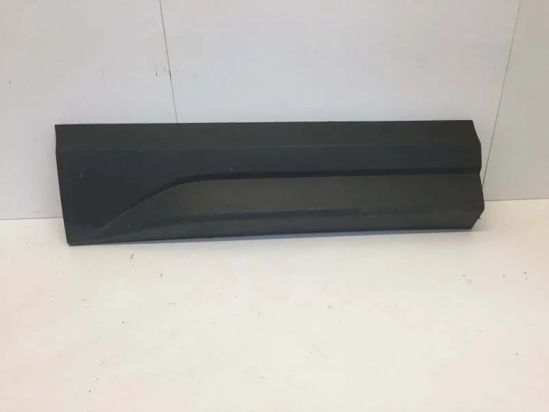 Накладка двери Audi Q3 2014-2018 8U0853970 8U, задняя правая
