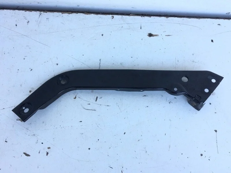 Кронштейн фары Volkswagen Tiguan 2016-2020 5NA805931 2, передний левый