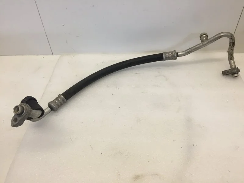 Трубка (шланг) кондиционера Mazda 3 2003-2009 BP4K61461A BK, передняя