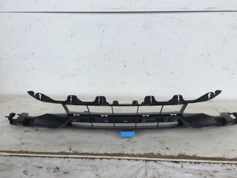 Решётка бампера Bmw 3 Series 2011-2022 51117263478 F30/F31, передняя