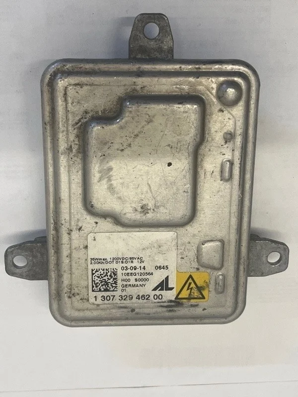 Блок розжига ксенона Kia Optima 2010-2016 921902T100 3, передний