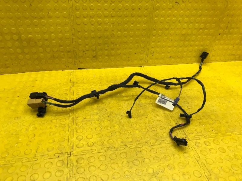 Проводка двери Skoda Octavia 2018 5E5971147E 5E3 CWV 594183, задняя