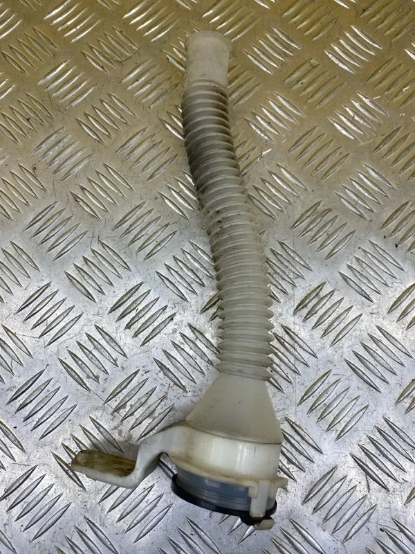 Горловина бачка омывателя Toyota Rav 4 (Ca40) (2012-2019) 2013 8531942230 2.0 D 1ADFTV