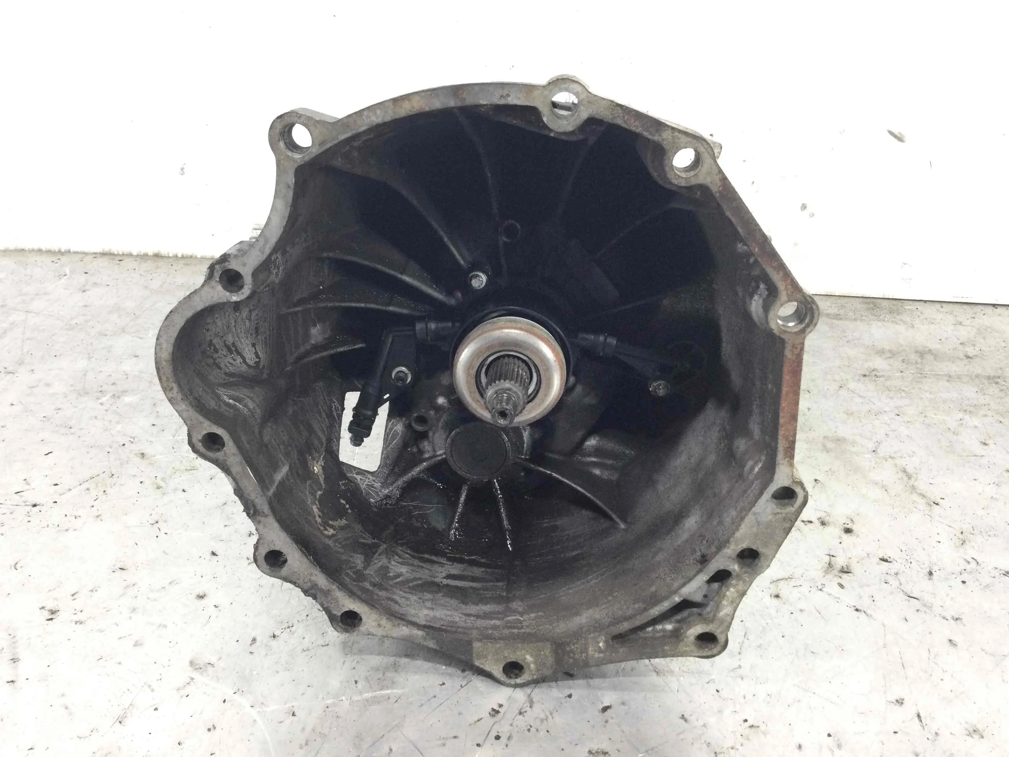 КПП механическая (МКПП) Volkswagen Crafter 1 поколение (2006-2011) дизель 2.5 TDI Механика Микроавтобус