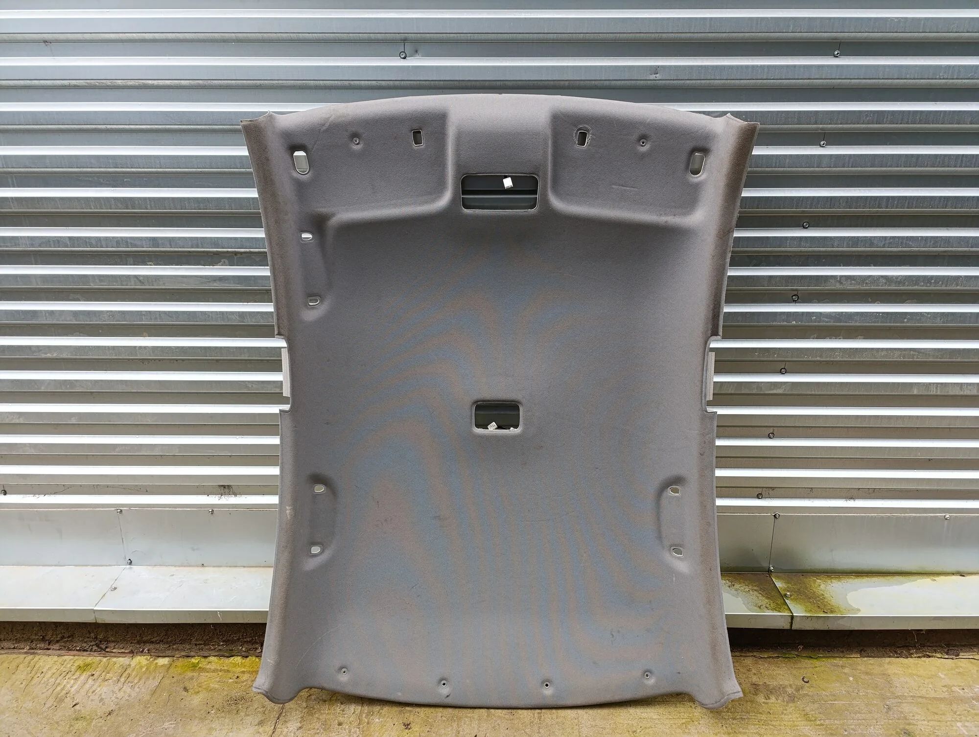 Обшивка потолка Solaris 2010-2017