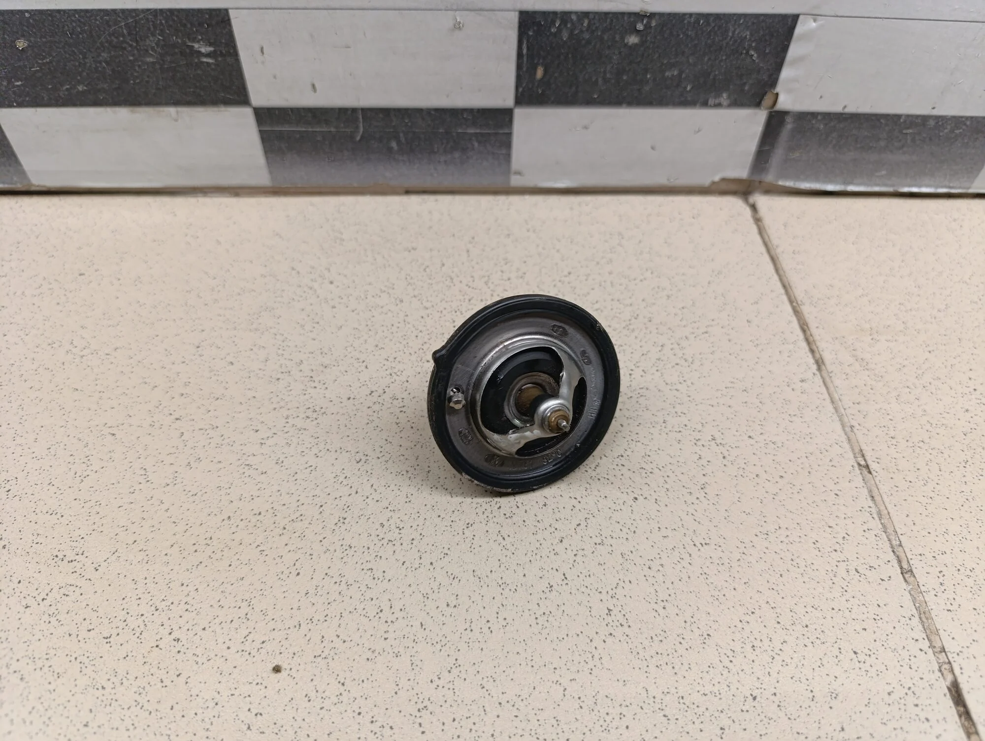 Термостат Solaris 2010-2017