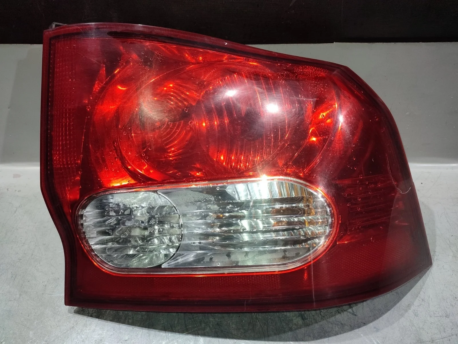 Фонарь SsangYong Actyon 2008 C100
