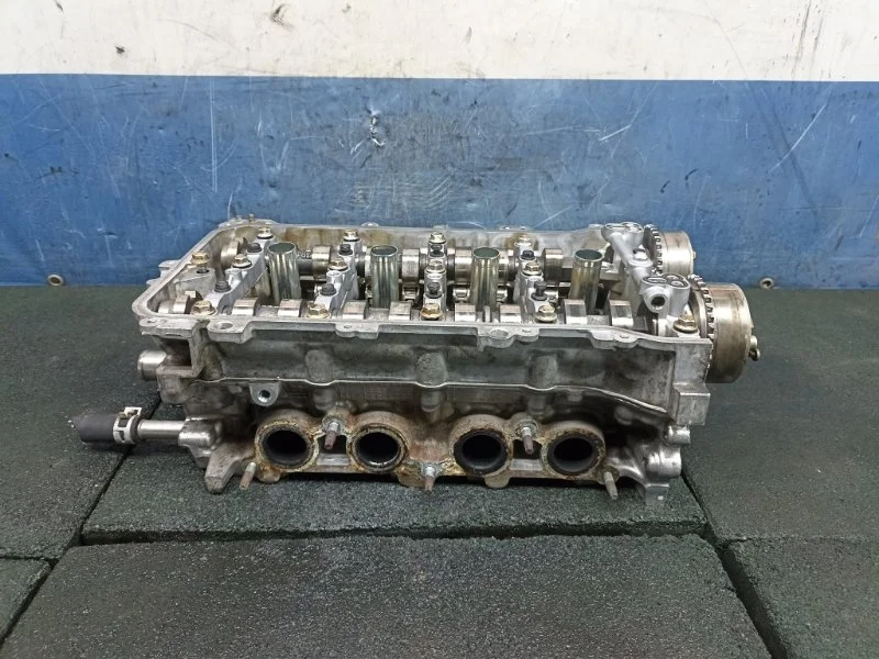 Головка блока цилиндров Toyota Corolla 2010 1110139686 E150 1.6 1ZR
