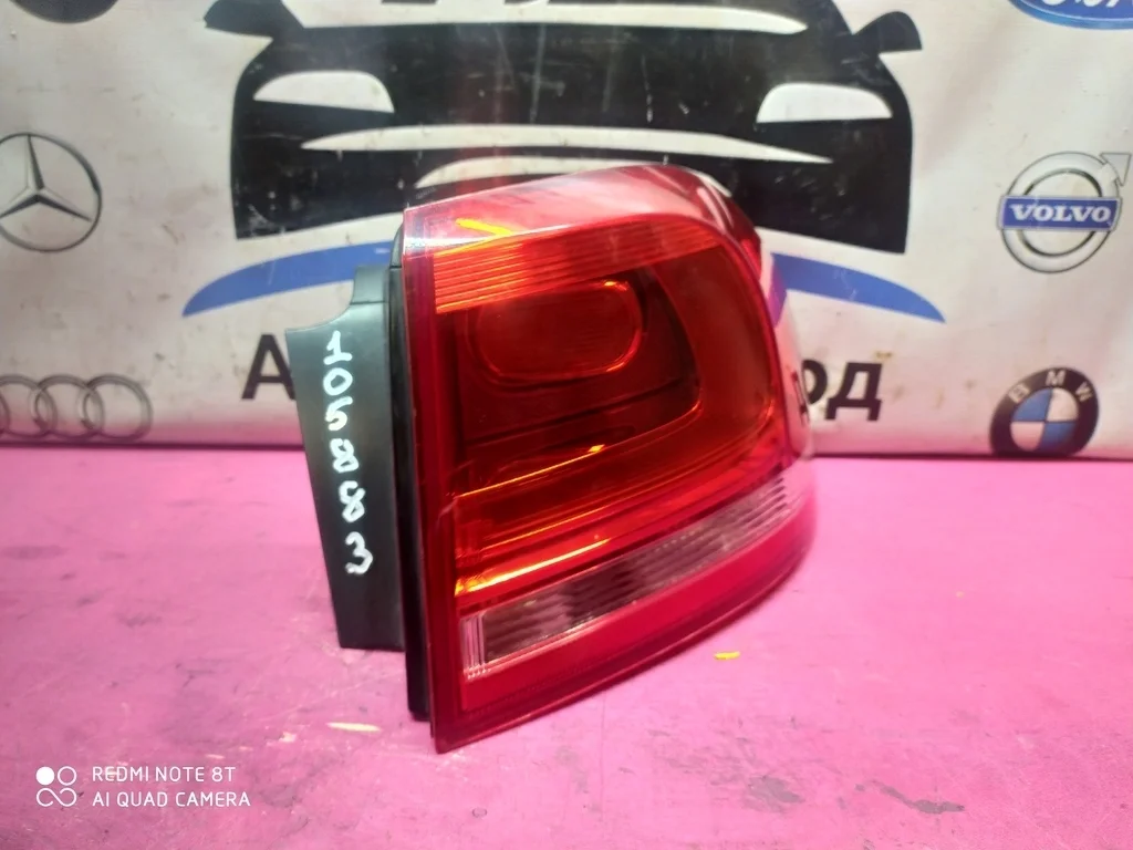 Фонарь задний правый Touareg 2010-2018 7P6945096D