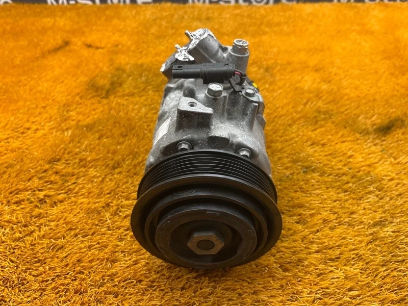 Компрессор кондиционера Bmw 3-Series 2013 64529223695 F30 N47D20C