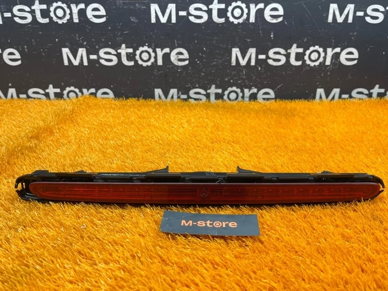 Стоп-сигнал Mercedes-Benz E-Class 2005 A2118200156 W211 272.943