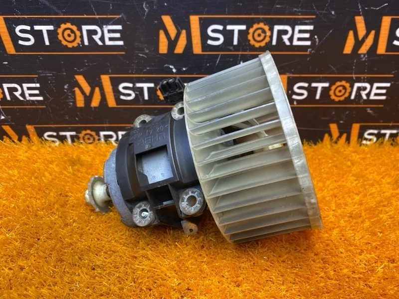 Мотор печки Bmw X3 2007 64113453729 E83 N52B25A