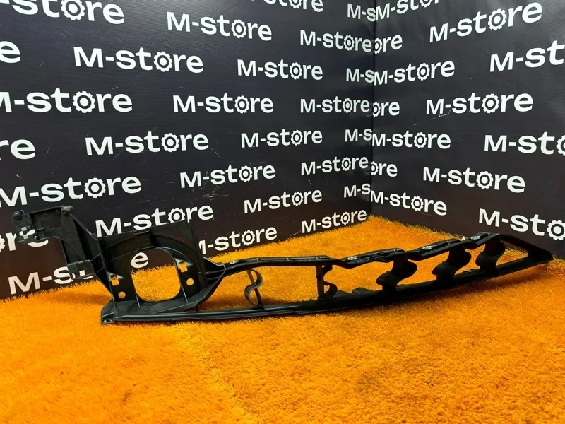 Крепление крыла Bmw X5 2007 51127157990 E70 N52B30A, переднее правое