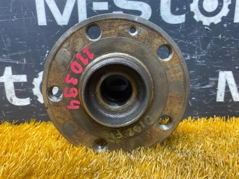 Ступица Audi A3 2014 8V0498625 8V CXS, передняя правая