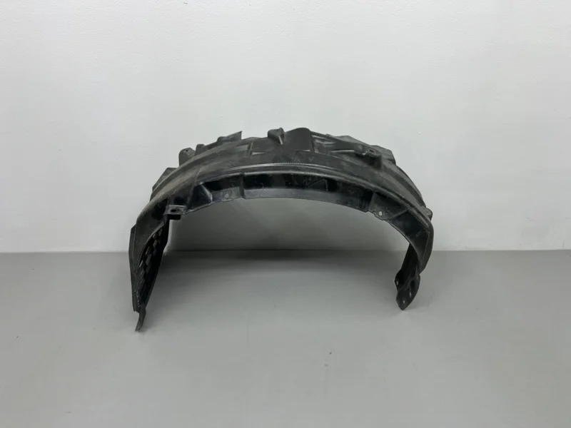 Подкрылок Mitsubishi Lancer 10 CY