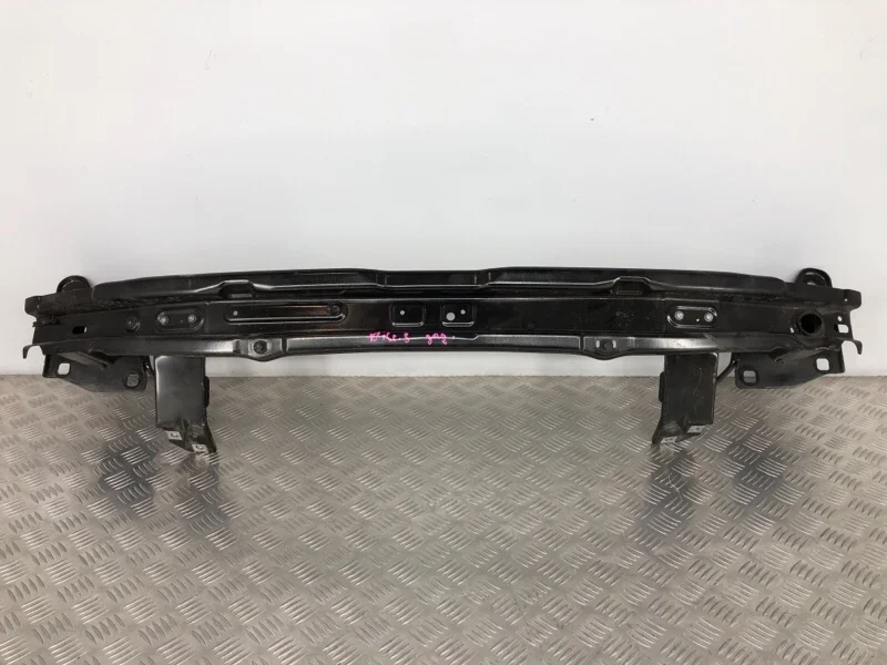 Усилитель бампера Land Rover Discovery Sport L550