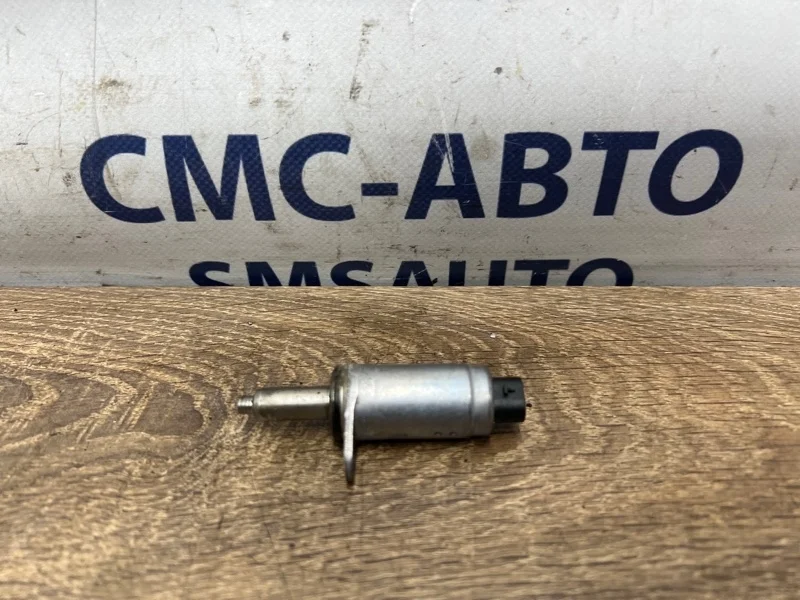 Клапан электромагнитный Audi A6 06E103697M C7 2.0 CYP