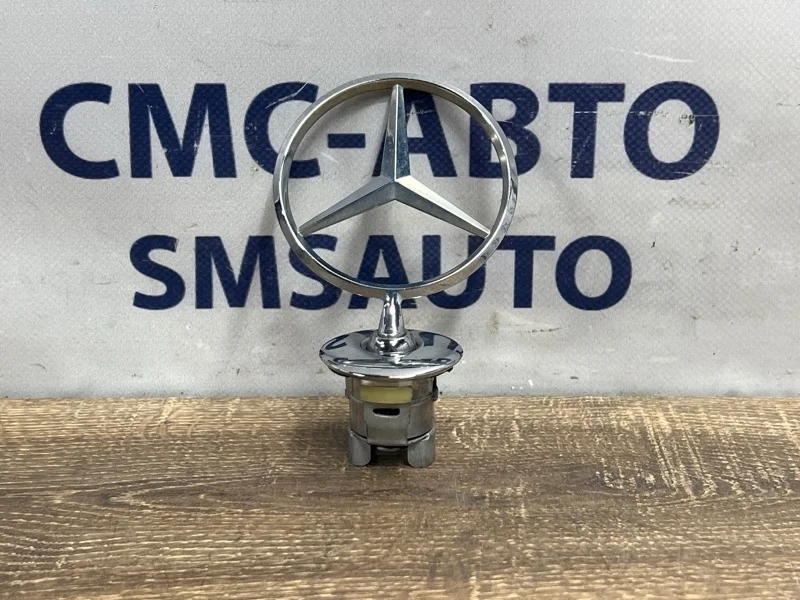 Эмблема Mercedes-Benz E-Class 2012 A2218800086 W212 271.860