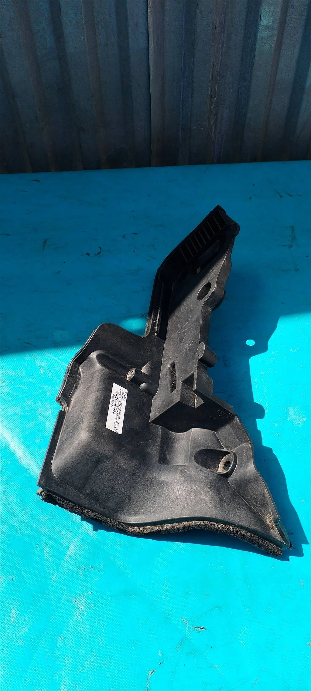 Кронштейн крепления аккумулятора Land Rover RANGE