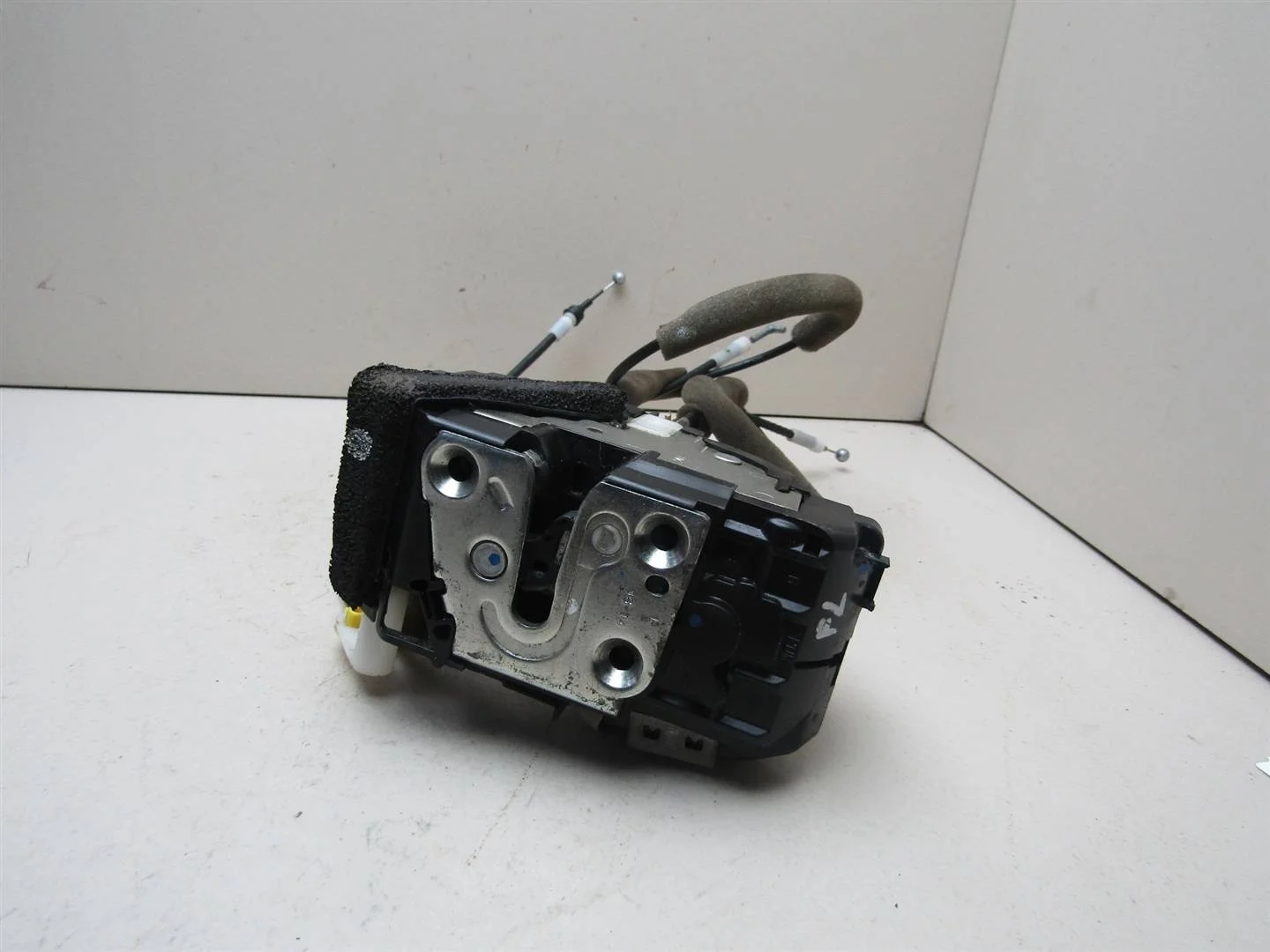 Замок двери передней левой Nissan X-Trail (T32) 2014-2023  [805014CM0A]  2.5 16v QR25DE  в Вологде