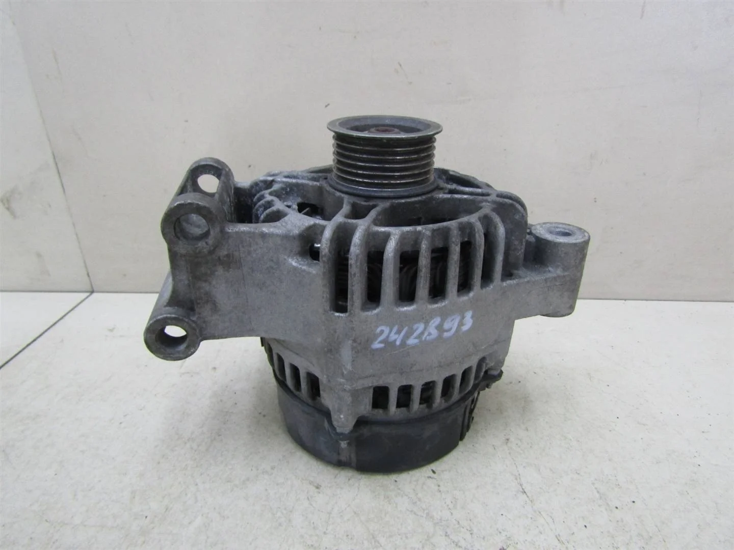 Генератор Ford Focus II 2005-2008  [3N1110300AF]  1.4 1.6 в Вологде